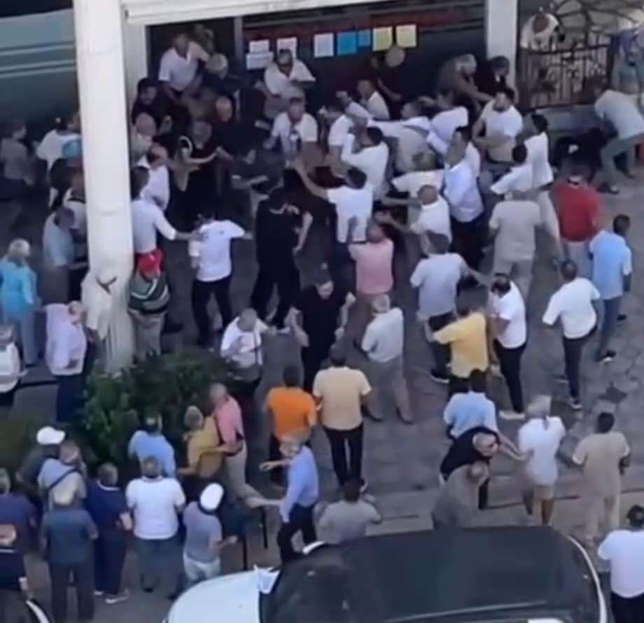 Samsun'un Atakum ilçesinde gerçekleştirilen Cumhuriyet Halk Partisi (CHP) mahalle delege