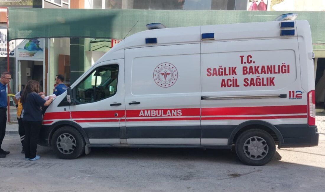 Mersin'nin Mut ilçesinde bir iş yerinin asma katından aşağı düşen