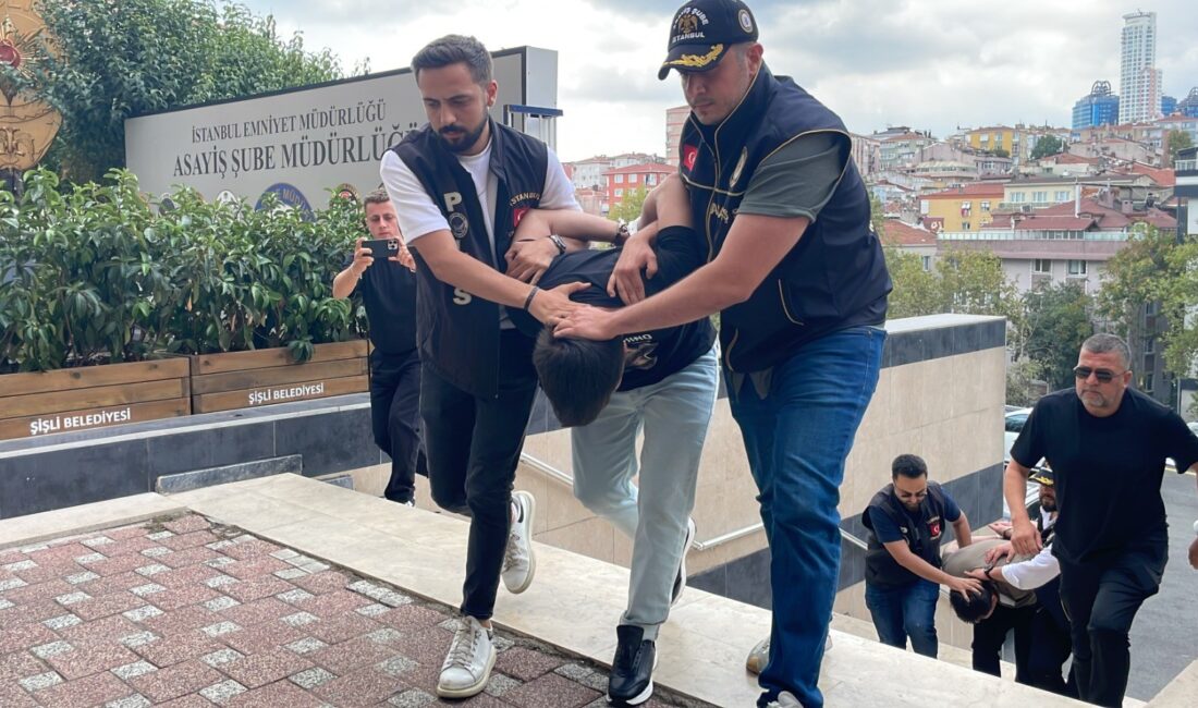 Ümraniye'de Özbekistan uyruklu eşi Nıgına Sattarova'yı, sokak ortasında boğazını satırla keserek öldüren