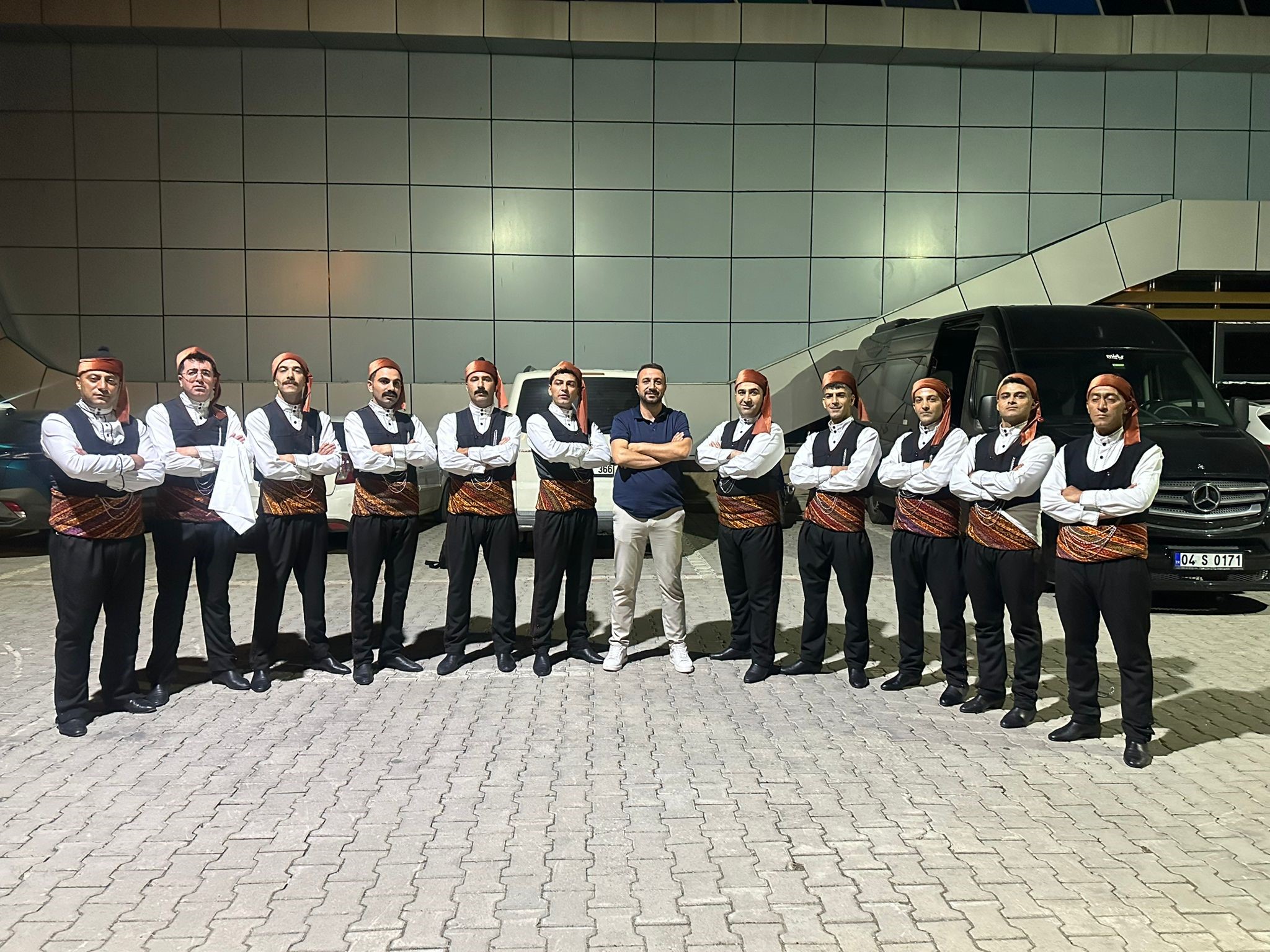 Afyonkarahisar'da 23 Ağustos'ta düzenlenen Türkiye Halk Oyunları Federasyonu Büyükler Düzenlemesiz