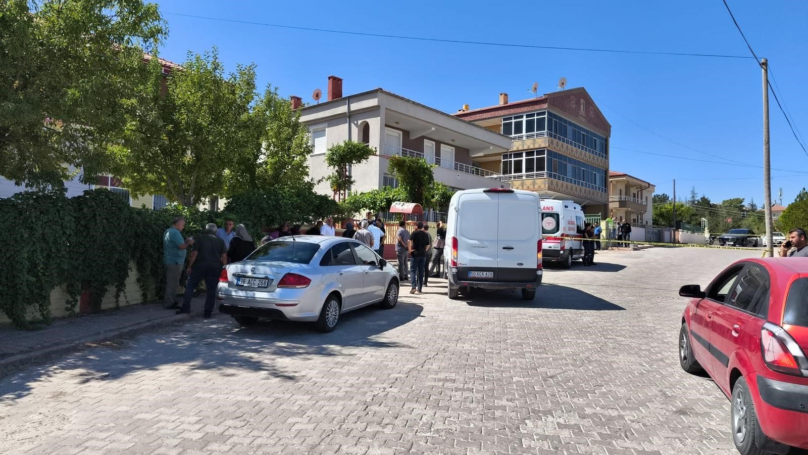 Nevşehir'in Kozaklı ilçesinde çıkan tartışmada dünürünü tüfekle vurarak öldüren şahıs
