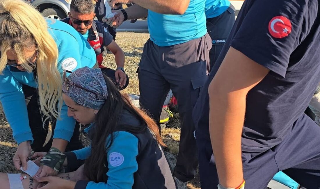 Afyonkarahisar’ın Şuhut ilçesi Kocatepe mevkiinde sabah saatlerinde meydana gelen trafik