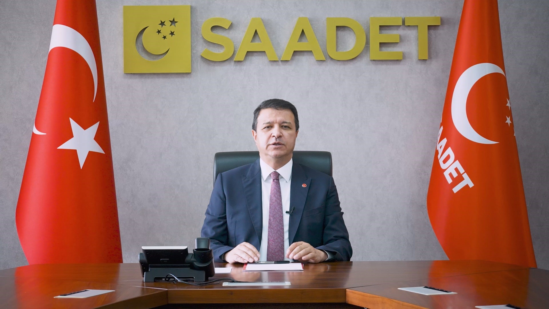 Saadet Partisi Genel Başkanı Mahmut Arıkan, Kayseri'de yaptığı açıklamada, Kamu