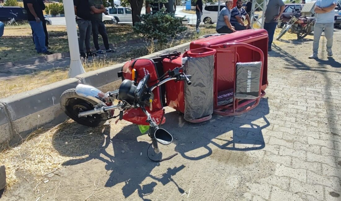 Sivas’ın Şarkışla ilçesinde meydana gelen trafik kazasında, elektrikli motosiklet sürücüsü
