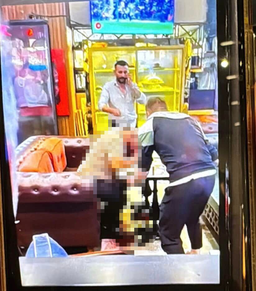 Çekmeköy'de bir kafede otururken silahlı saldırıya uğrayan şahıs, başından vurularak