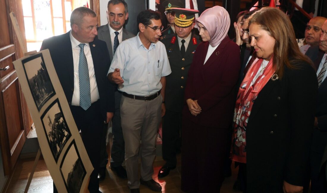 Afyonkarahisar’da Büyük Taarruz’un 103. yıl dönümü etkinlikleri kapsamında açılan “İşgalden