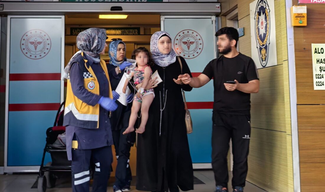  Bursa'nın İnegöl ilçesinde fare zehri yiyen 2 yaşındaki çocuk hastanede