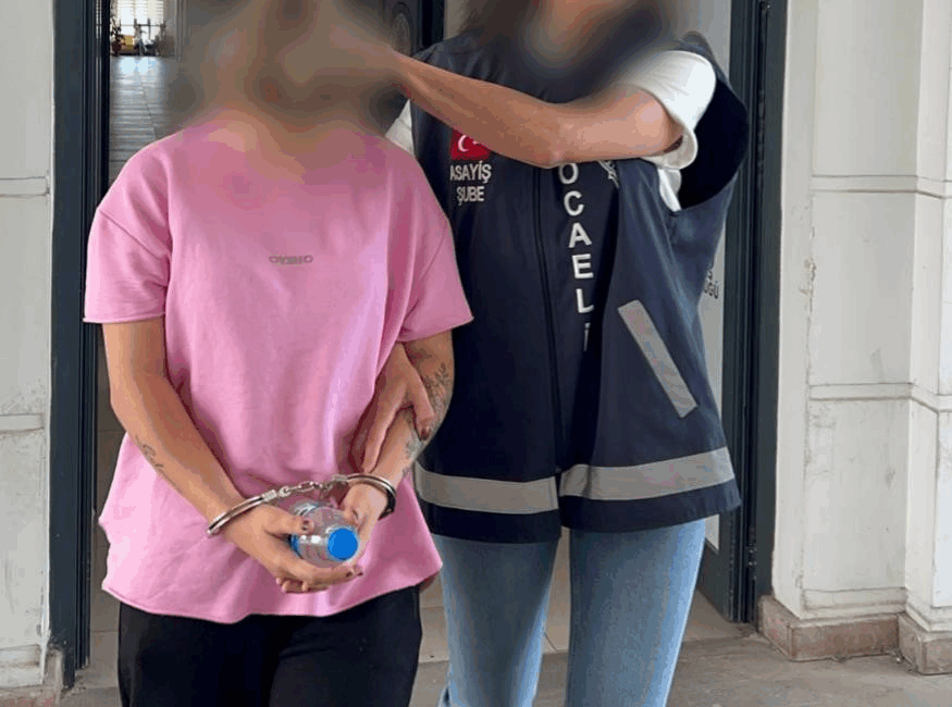 Kocaeli'de bir vatandaşı, kendisini kamu görevlisi olarak tanıtıp dava dosyalarını