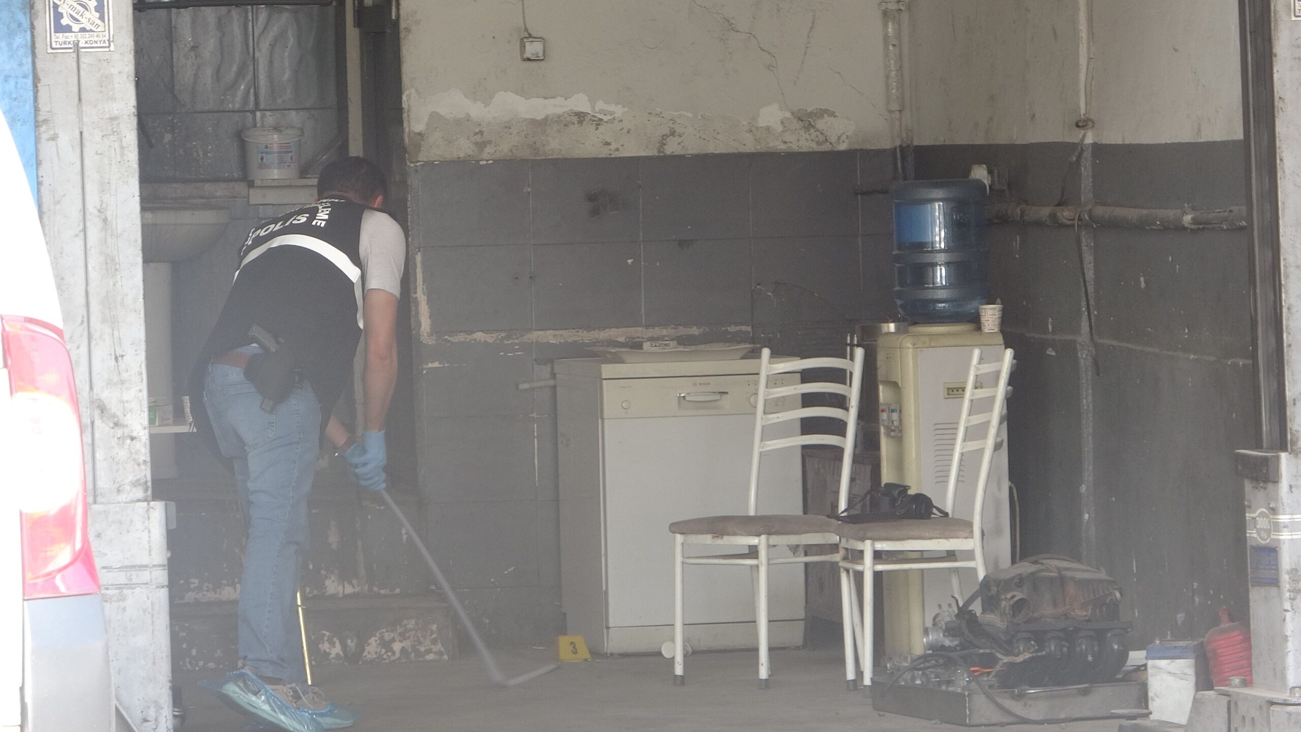 Kayseri'nin Kocasinan ilçesinde, komşu iş yerinden su içmek isteyen bir