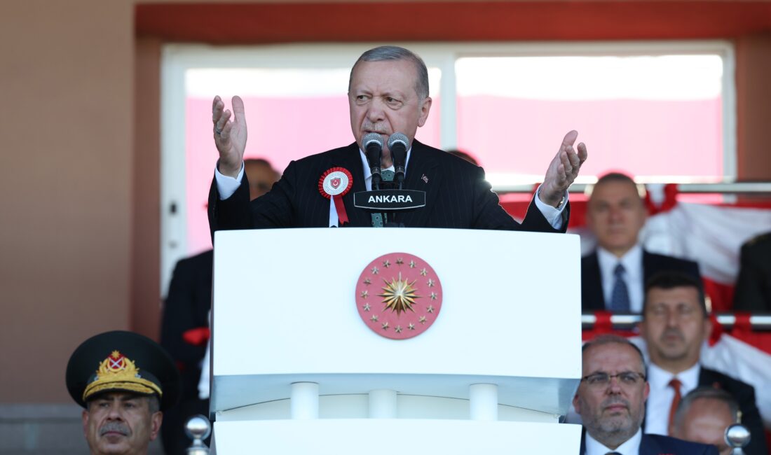 Cumhurbaşkanı Recep Tayyip Erdoğan, Milli Savunma Üniversitesi Harp Okulları Diploma