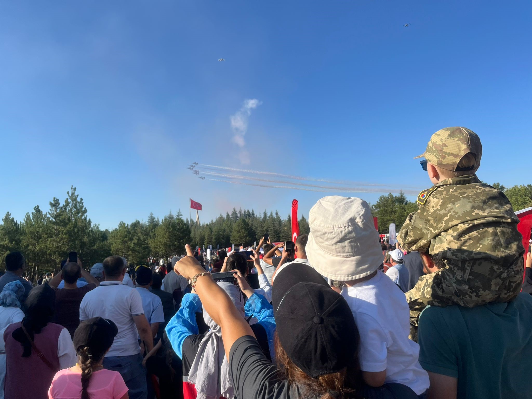 Türk Hava Kuvvetleri’nin gururu olan dünyaca ünlü akrobasi timi Türk