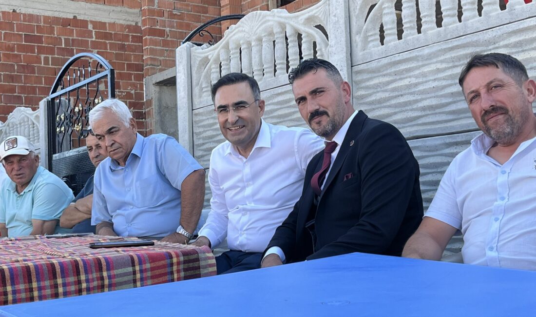 AK Parti Afyonkarahisar Milletvekili Hasan Arslan, Sinanpaşa ilçesine bağlı Düzağaç