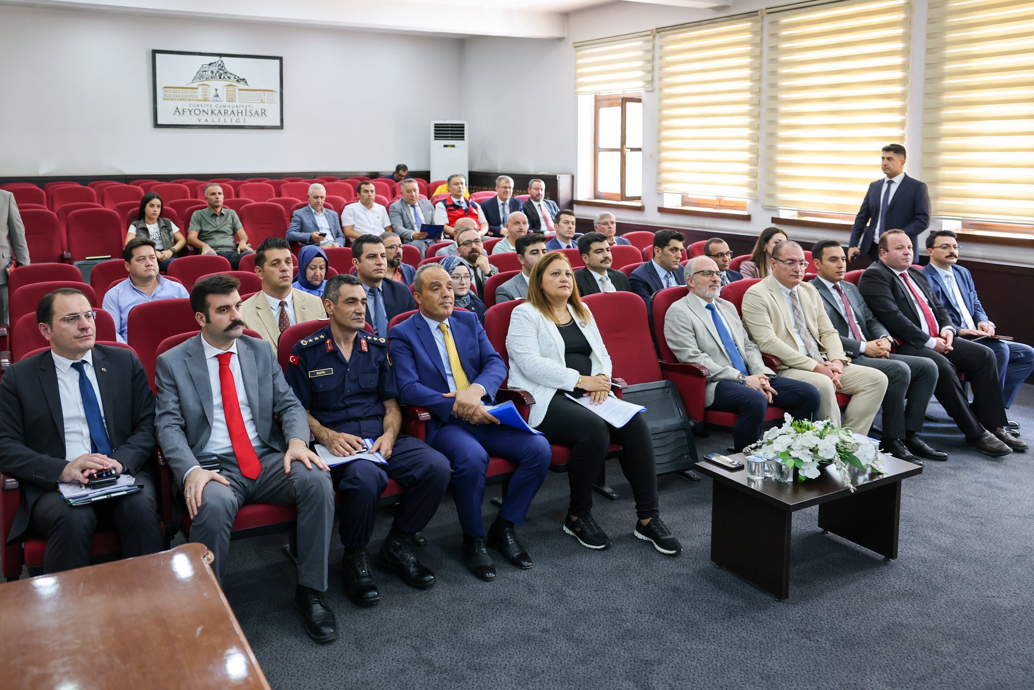 Afyonkarahisar Belediye Başkanı Burcu Köksal, Vali Kübra Güran Yiğitbaşı başkanlığında