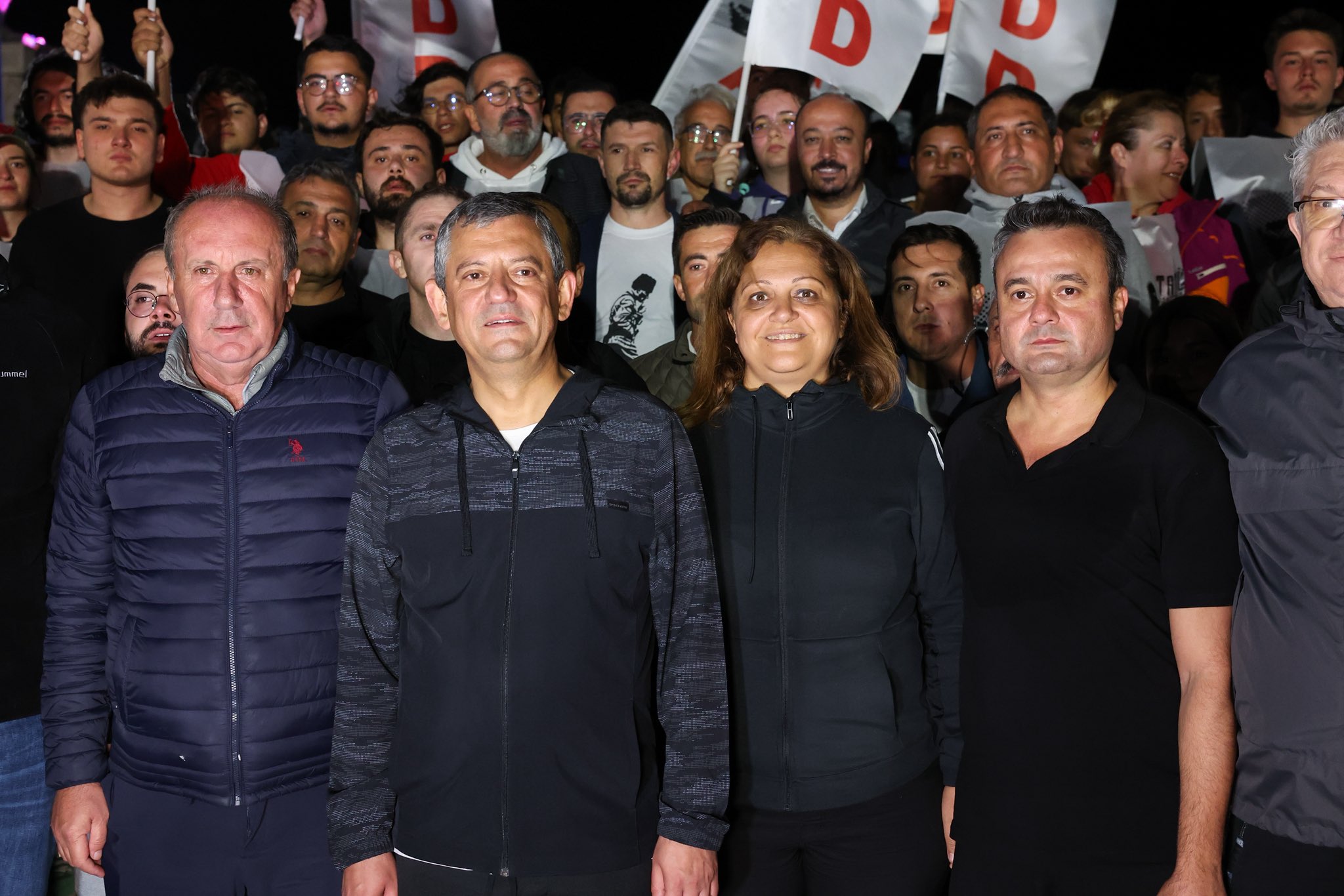 Afyonkarahisar Belediye Başkanı Burcu Köksal, CHP Genel Başkanı Özgür Özel