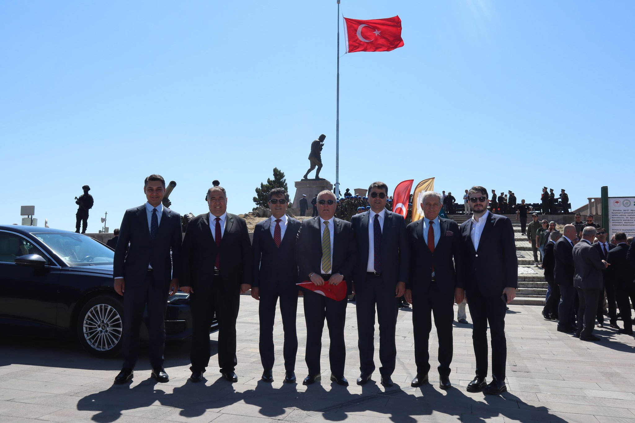 İYİ Parti Genel Başkan Yardımcısı ve Afyonkarahisar Milletvekili Hakan Şeref