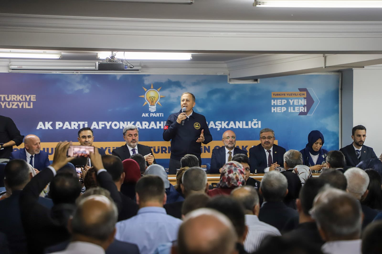 İçişleri Bakanlığı, Afyonkarahisar’da önemli bir güvenlik toplantısına imza attı. “Türkiye’nin