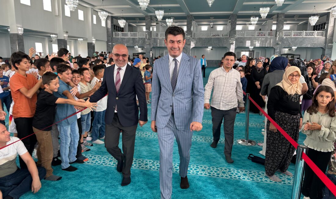 
Afyonkarahisar İl Müftülüğü tarafından, şehrin en büyük camilerinden biri olan