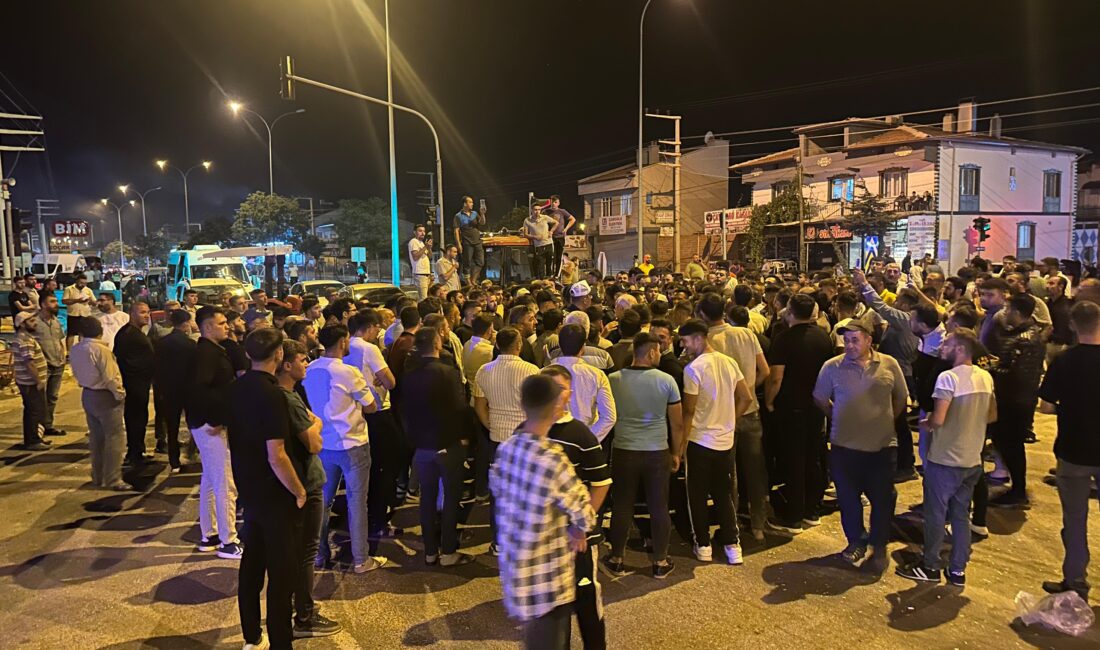 Afyonkarahisar’ın Çayırbağ beldesinde sık sık yaşanan trafik kazaları, geçtiğimiz gün