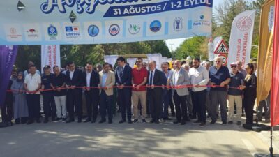 Festivalin Açılışı Kortejle Gerçekleşti Sandıklı Çamur Festivali, görkemli bir törenle