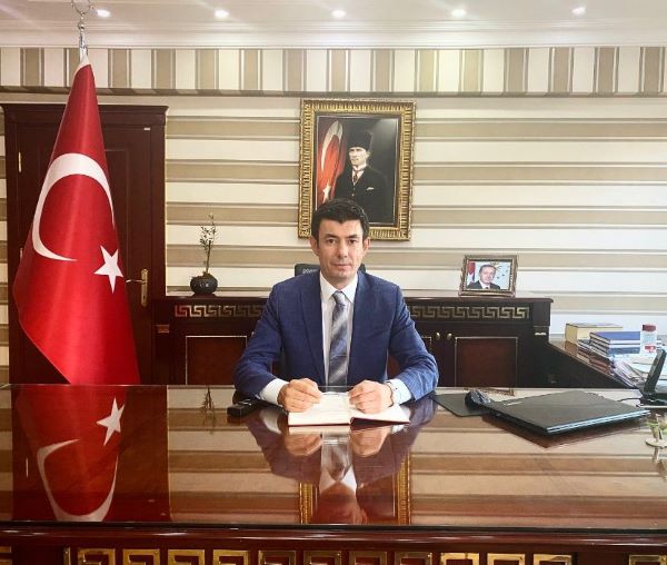 Vali Yardımcısı İhsan Ayrancı, gazetemizin kuruluş yıldönümünü tebrik etti. Vali