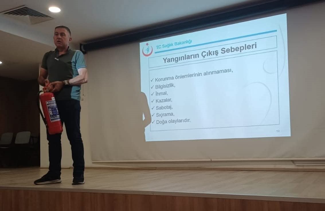 Afyonkarahisar Devlet Hastanesi’nde göreve yeni başlayan personellere yönelik uyum eğitimi