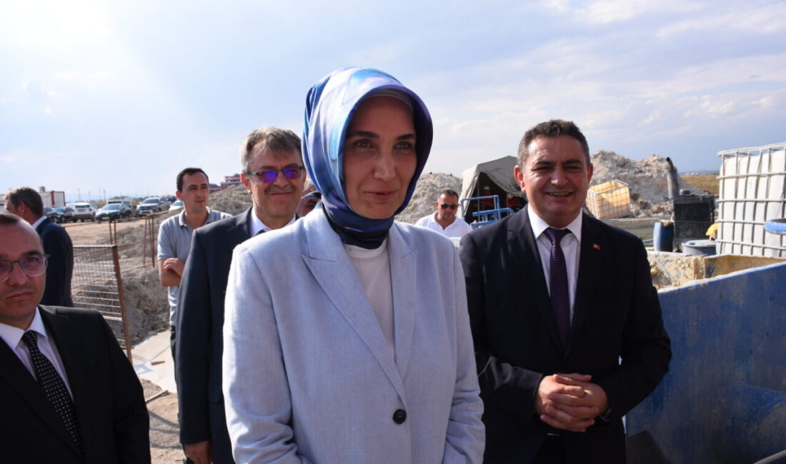 AFYONKARAHİSAR (AA) – Afyonkarahisar Valisi Kübra Güran Yiğitbaşı, Çay, Çobanlar
