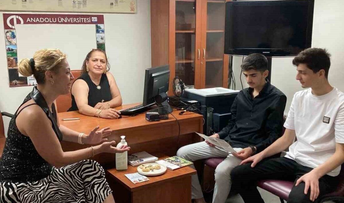 Anadolu Üniversitesi, İstanbul’daki tanıtım ve tercih etkinlikleriyle aday öğrencilere ücretsiz
