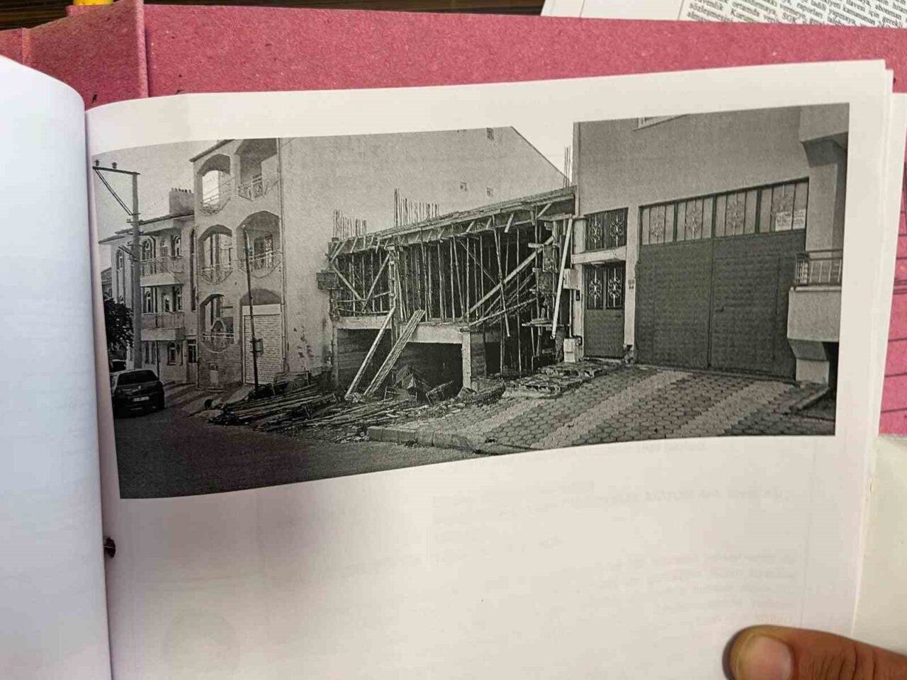 Eskişehir’de, yürüme engeli bulunan yaşlı kadın, yeğenini, arsalarını işletmesi için