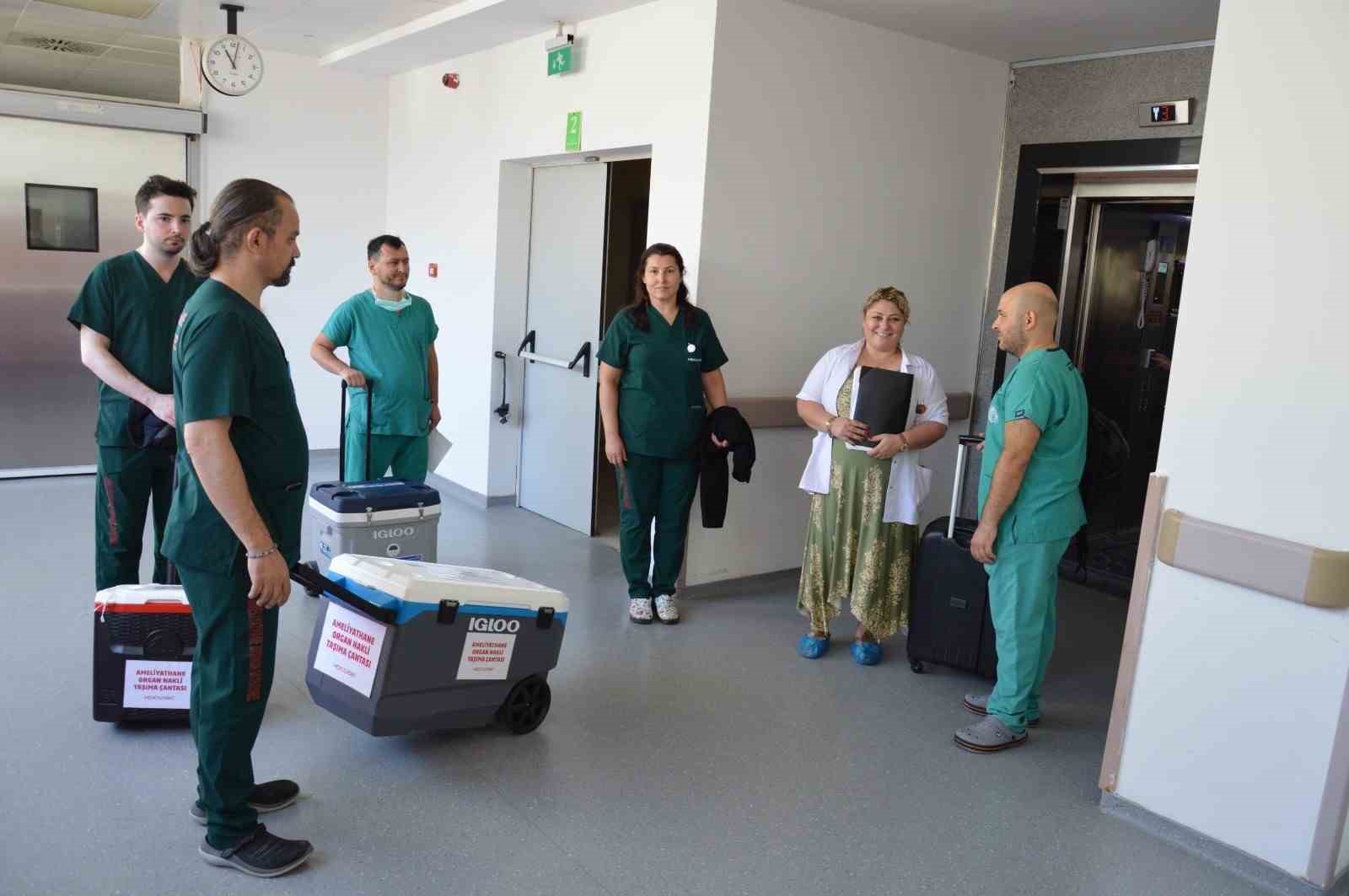 Uşak Eğitim ve Araştırma Hastanesi'nde beyin ölümü gerçekleşen 68 yaşındaki
