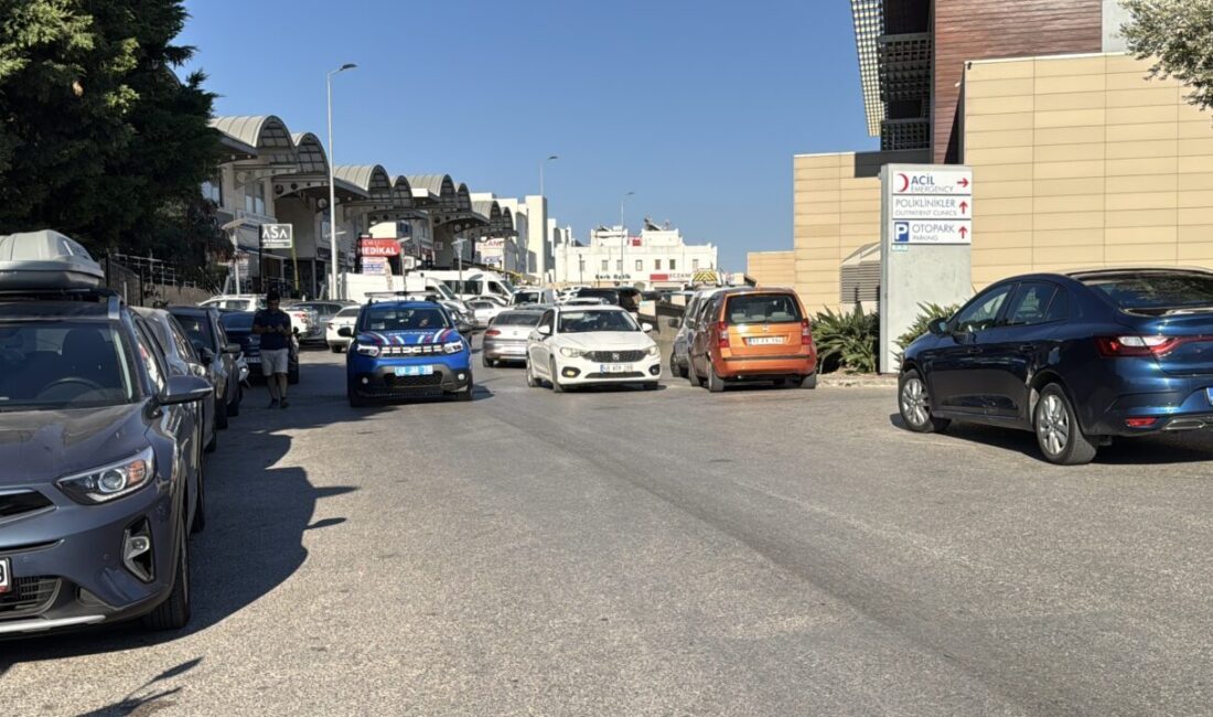 Muğla'nın Bodrum ilçesinde çıkan bıçaklı kavgada, 1 kişi hayatını kaybetti,