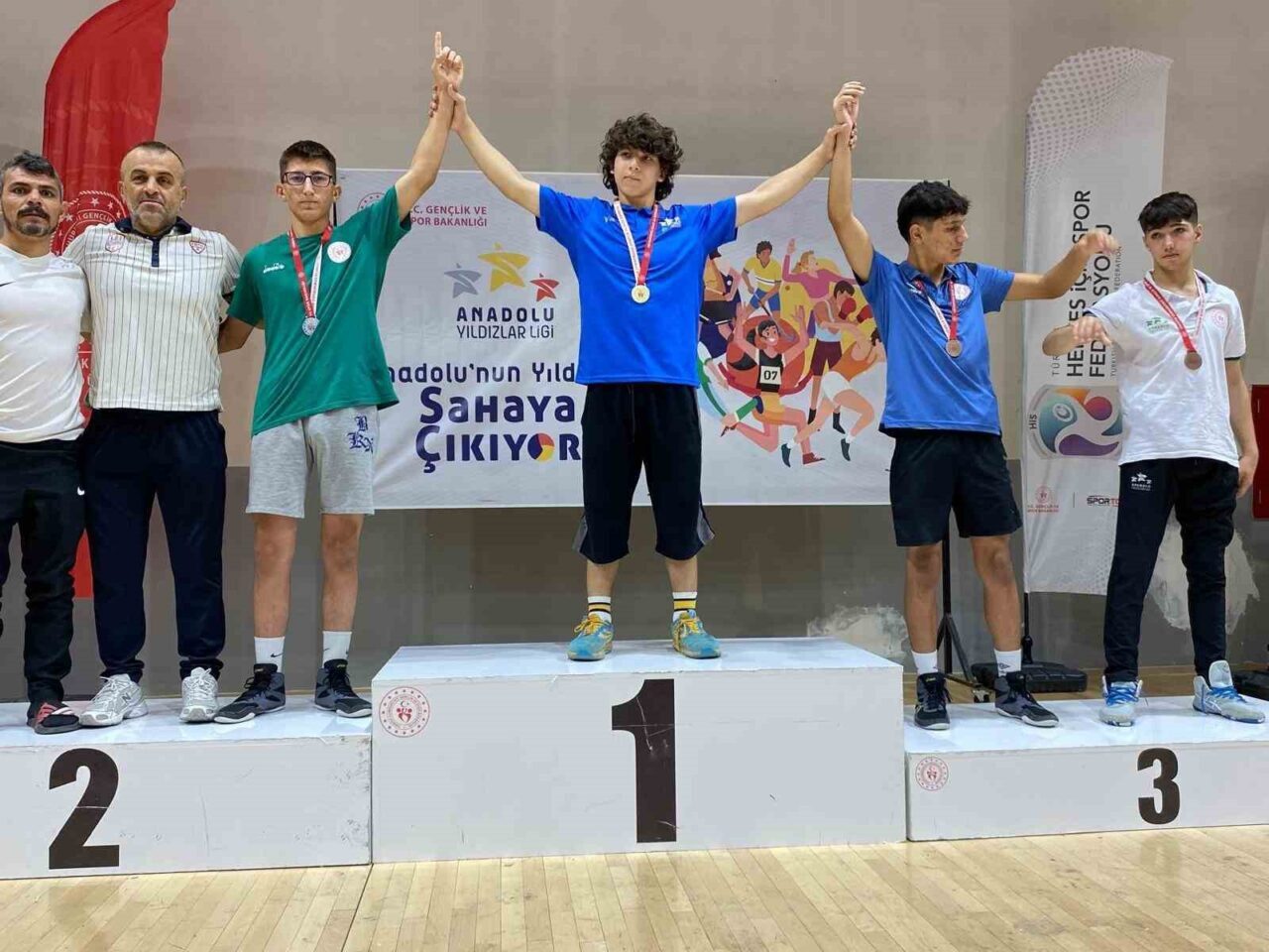 Eskişehirli sporcu, Uşak’ta düzenlenen Anadolu Yıldızlar Ligi Güreş Grup Şampiyonası’nda