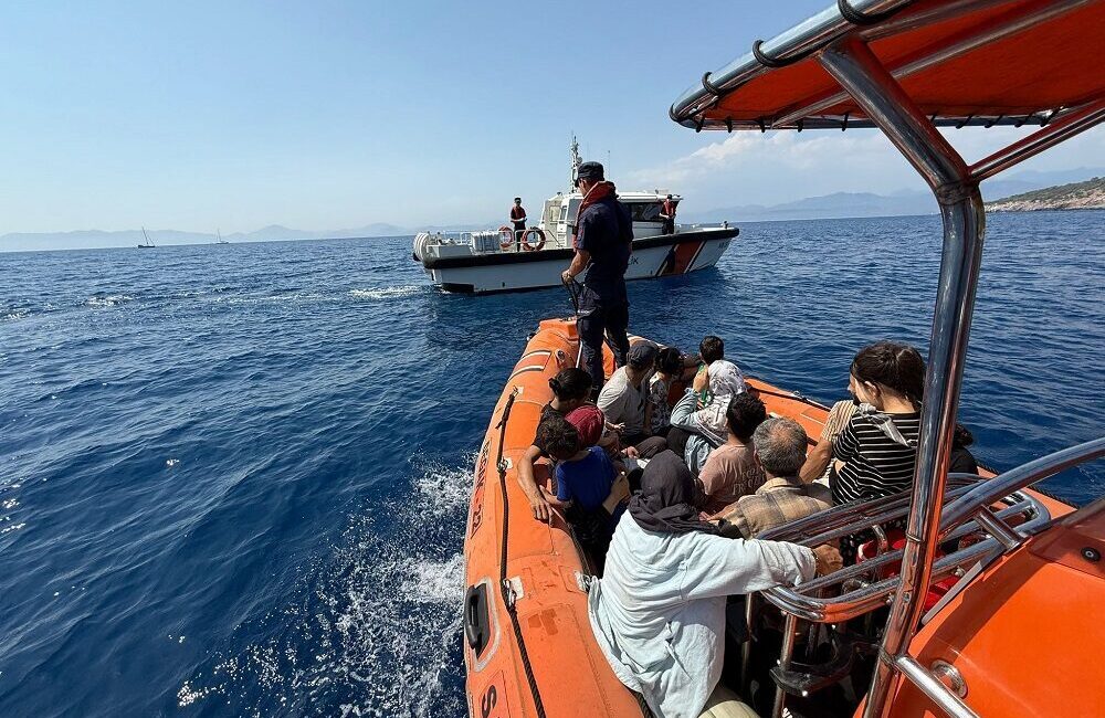 Muğla'nın Fethiye ilçesi açıklarında, karadan ulaşımın mümkün olmadığı bir bölgede