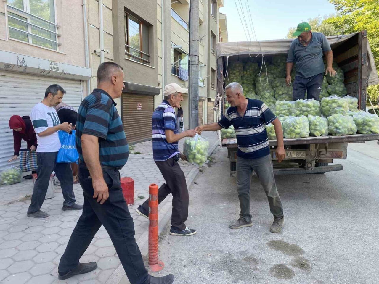 Eskişehir’de halde 8 liraya sattığı malın marketlerde 80 lira olmasına