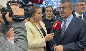 Milli Eğitim Bakanı Yusuf Tekin, çocukların bir yarıyıl boyunca, bir