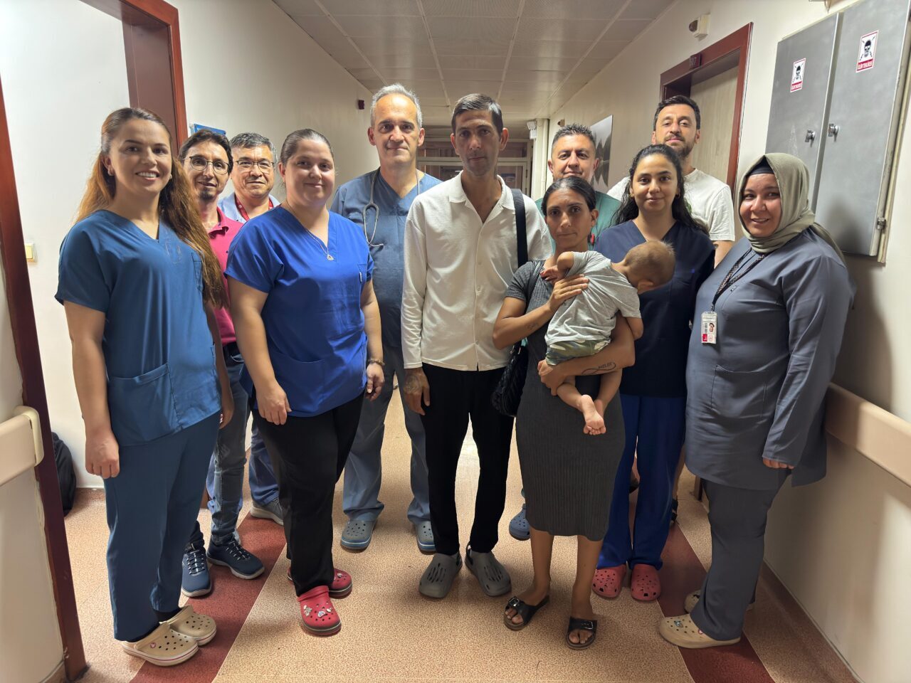 İzmir'de kalbinden bıçaklanan ve kalbi durmuş halde hastaneye götürülen hasta,