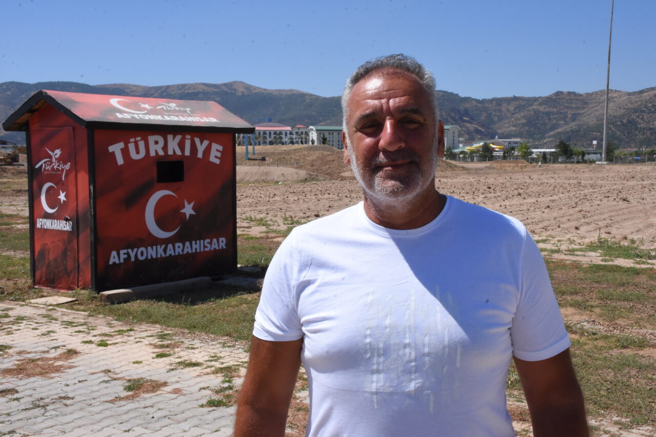 - Türkiye Motosiklet Federasyonu Başkan Vekili Ogün Baysan:
-"Geçen sene seyirci