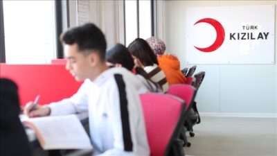 Ankara merkezli yapılan açıklamaya göre, Türk Kızılay tarafından deprem bölgelerinde