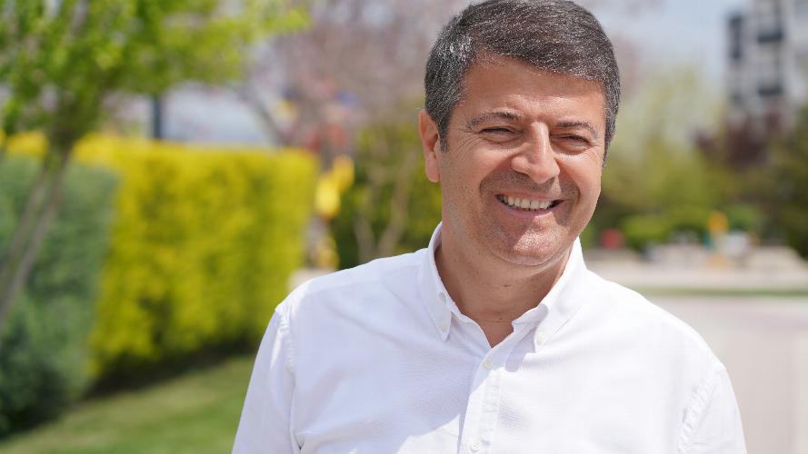 Geçici bir tedbir olarak görevinden uzaklaştırılan Adıyaman Belediye Başkanı Abdurrahman