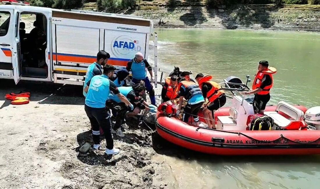 UMKE ve AFAD’dan nefes kesen suda boğulma tatbikatı Afyonkarahisar’da AFAD ve UMKE ekipleri muhtemel bir boğulma vakasına karşı