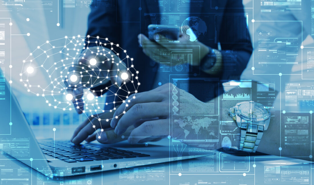 Bilişim Uzmanı Hakan Topuzoğlu, giderek yaygınlaşan yapay zeka platformlarına yöneltilen