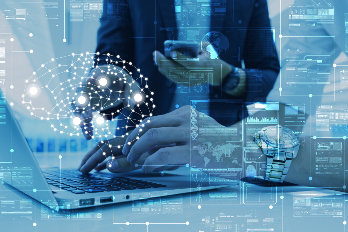 Bilişim Uzmanı Hakan Topuzoğlu, giderek yaygınlaşan yapay zeka platformlarına yöneltilen