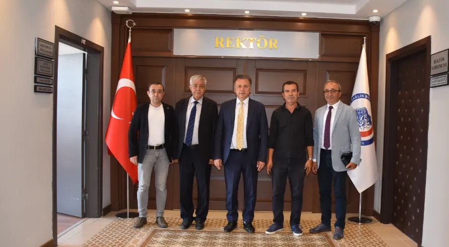 Anadolu Basın Birliği’nden Şenocak’a ziyaret Afyonkarahisar Sağlık Bilimleri Üniversitesi (AFSÜ) Rektör Vekili Prof. Dr. Kemal