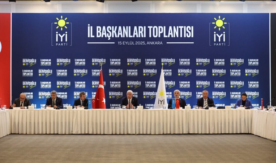 İYİ Parti Genel Başkanı Müsavat Dervişoğlu, Ankara’da 81 il başkanı