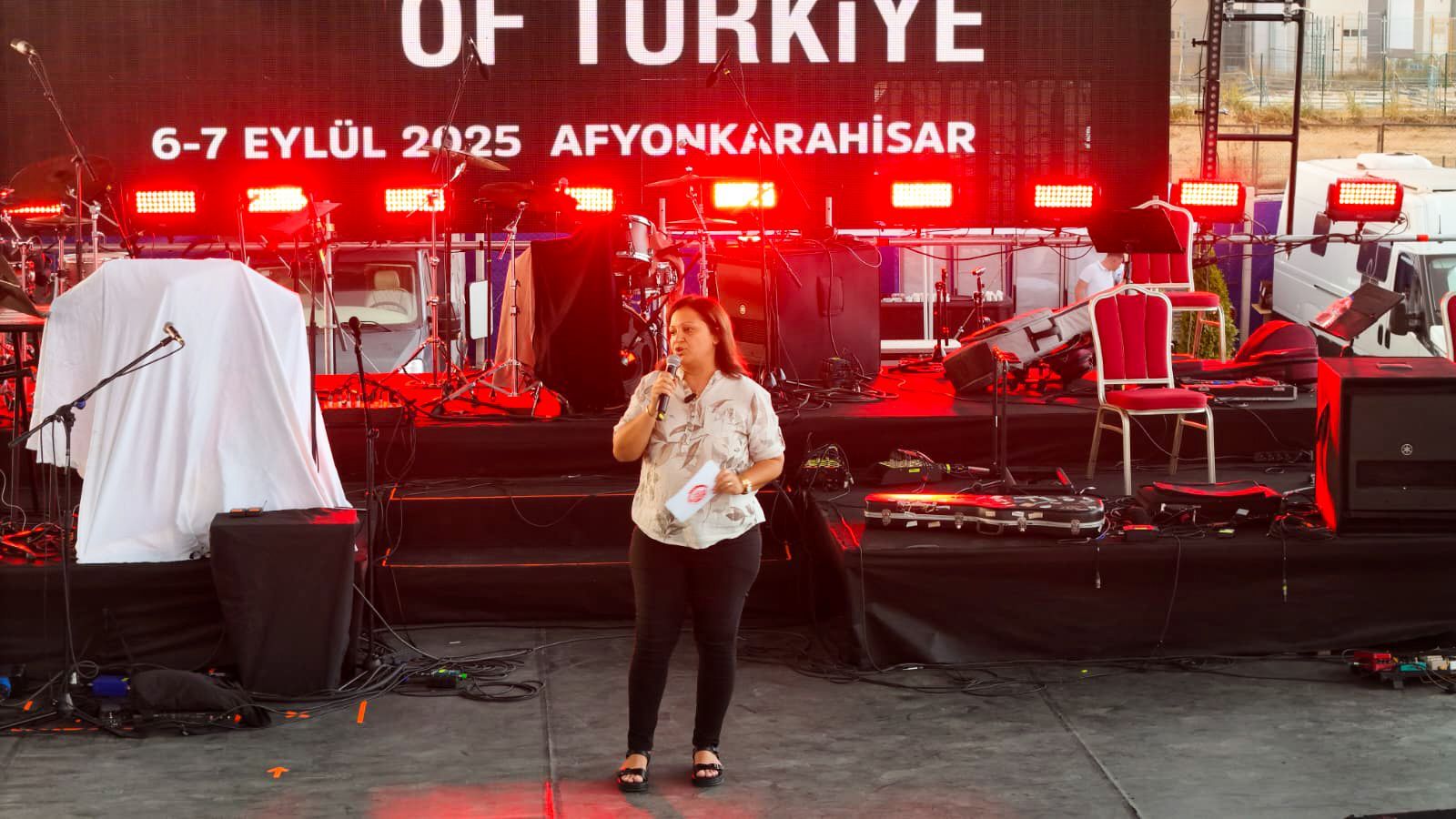 “Afyonkarahisar dünyanın buluşma noktası”
Cumhurbaşkanlığı himayelerinde, Afyonkarahisar Valiliği, Afyonkarahisar Belediyesi, Türkiye