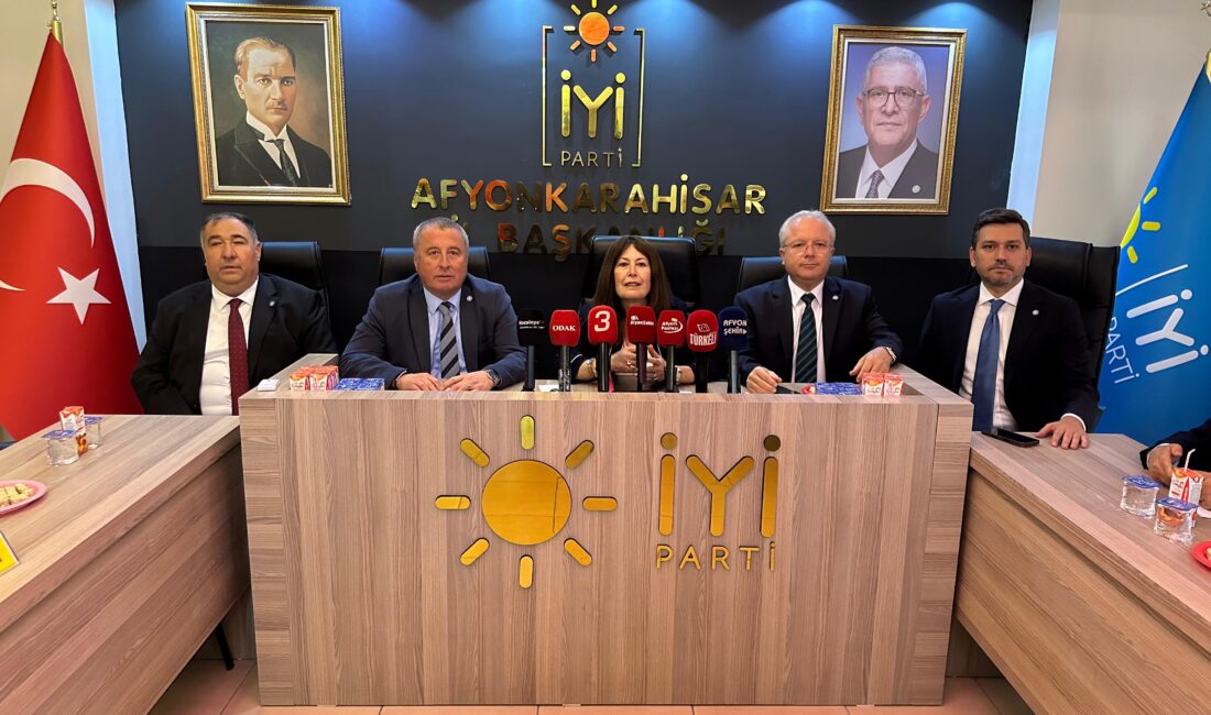 İyi Parti Afyonkarahisar İl Başkanlığı tarafından düzenlenen basın toplantısında, parti