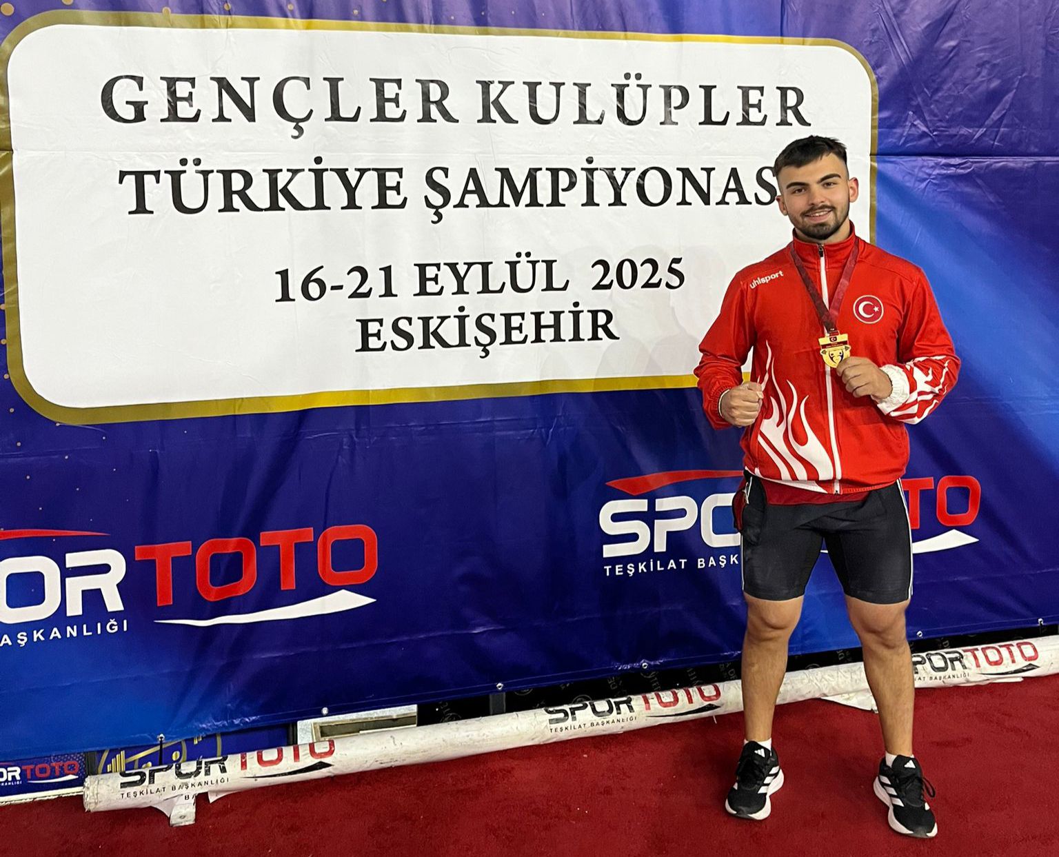 Eskişehir’de düzenlenen Gençler Kulüpler Türkiye Halter Şampiyonası’nda Afyonkarahisar’ı temsil eden