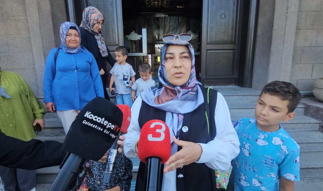 Afyonkarahisar Belediyesi’nin Karşıyaka ve Kanlıca bilgi evlerini kreş ve gündüz
