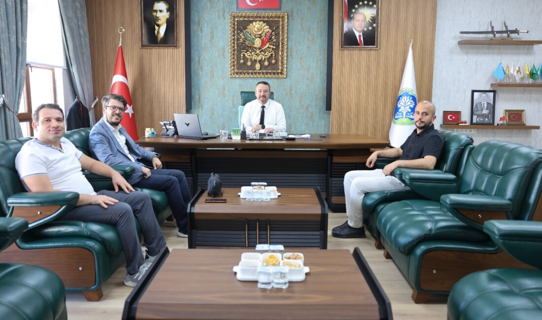 Afyon Kocatepe Üniversitesi Sandıklı Meslek Yüksekokulu Müdürü Doç. Dr. Münir