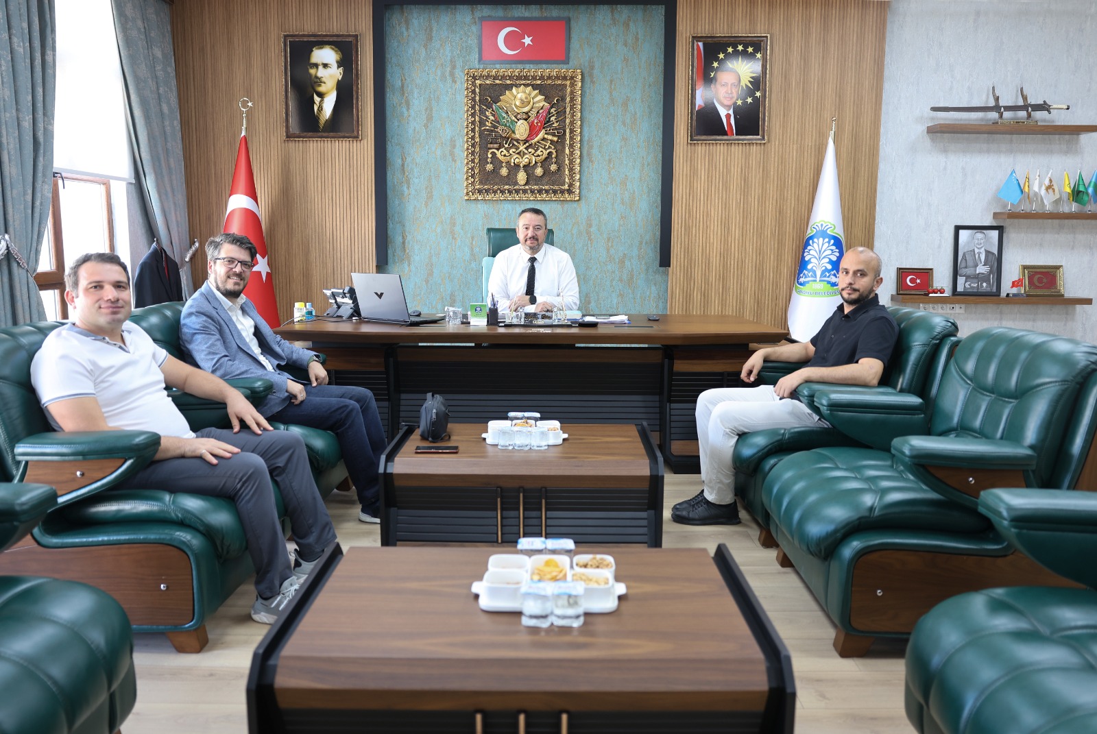 Afyon Kocatepe Üniversitesi Sandıklı Meslek Yüksekokulu Müdürü Doç. Dr. Münir