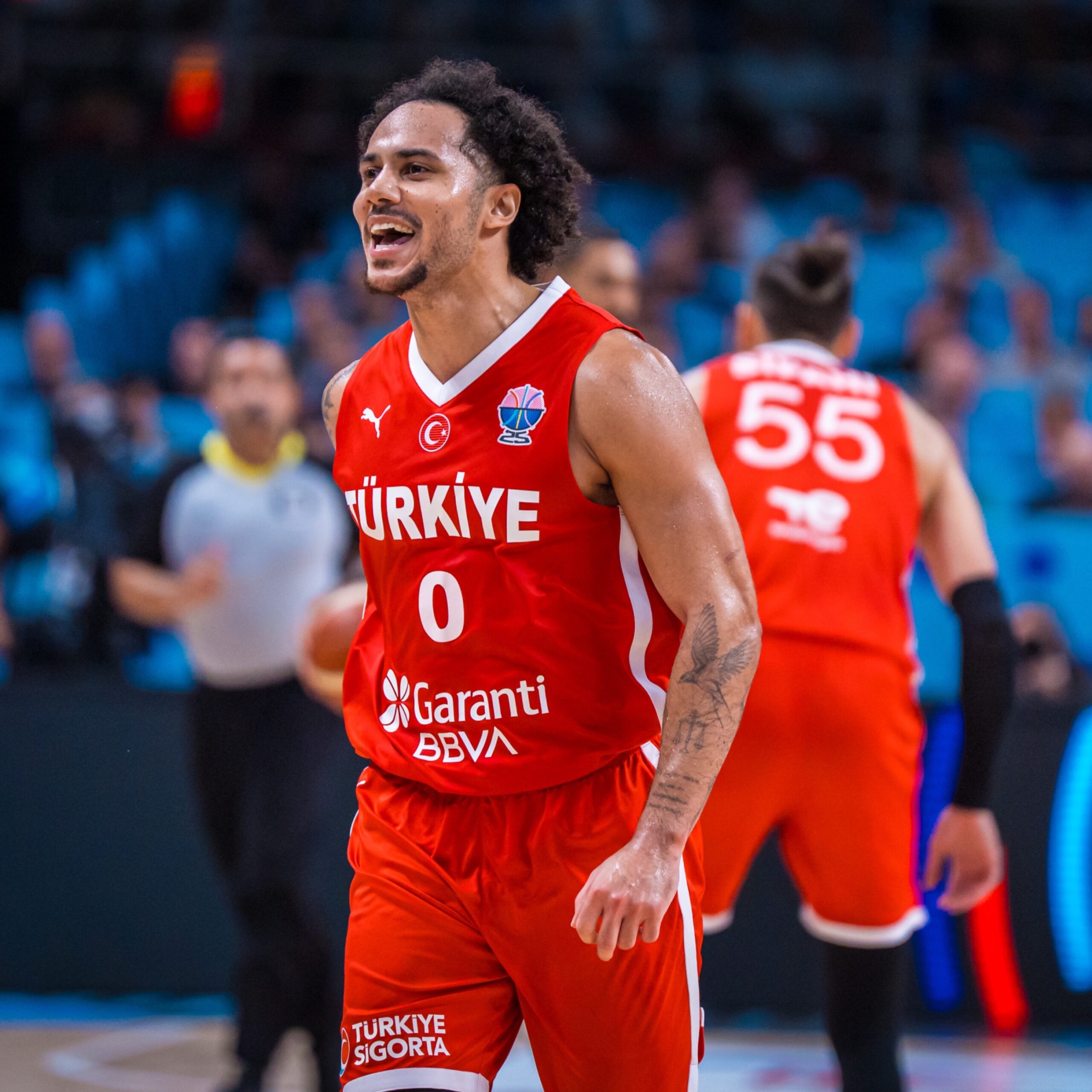 Anadolu Efes’in yıldız oyun kurucusu Shane Larkin, Türk Milli Takımı’ndaki